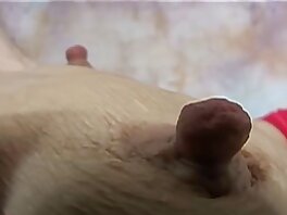 Busty Latina MILF- ը անմոռանալի անալ սեքս ունի երիտասարդ գեղեցկուհու հետ